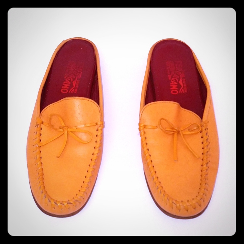 Ferragamo Leather Slip-on Moccasins Size 8 1/2 B